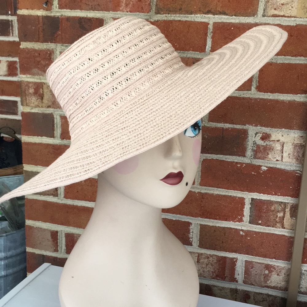 Light pink hat